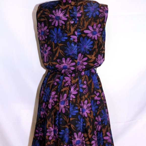VTG 60's Daisy Floral Pleated Scooter Dress XS/S - Picture 7 of 12